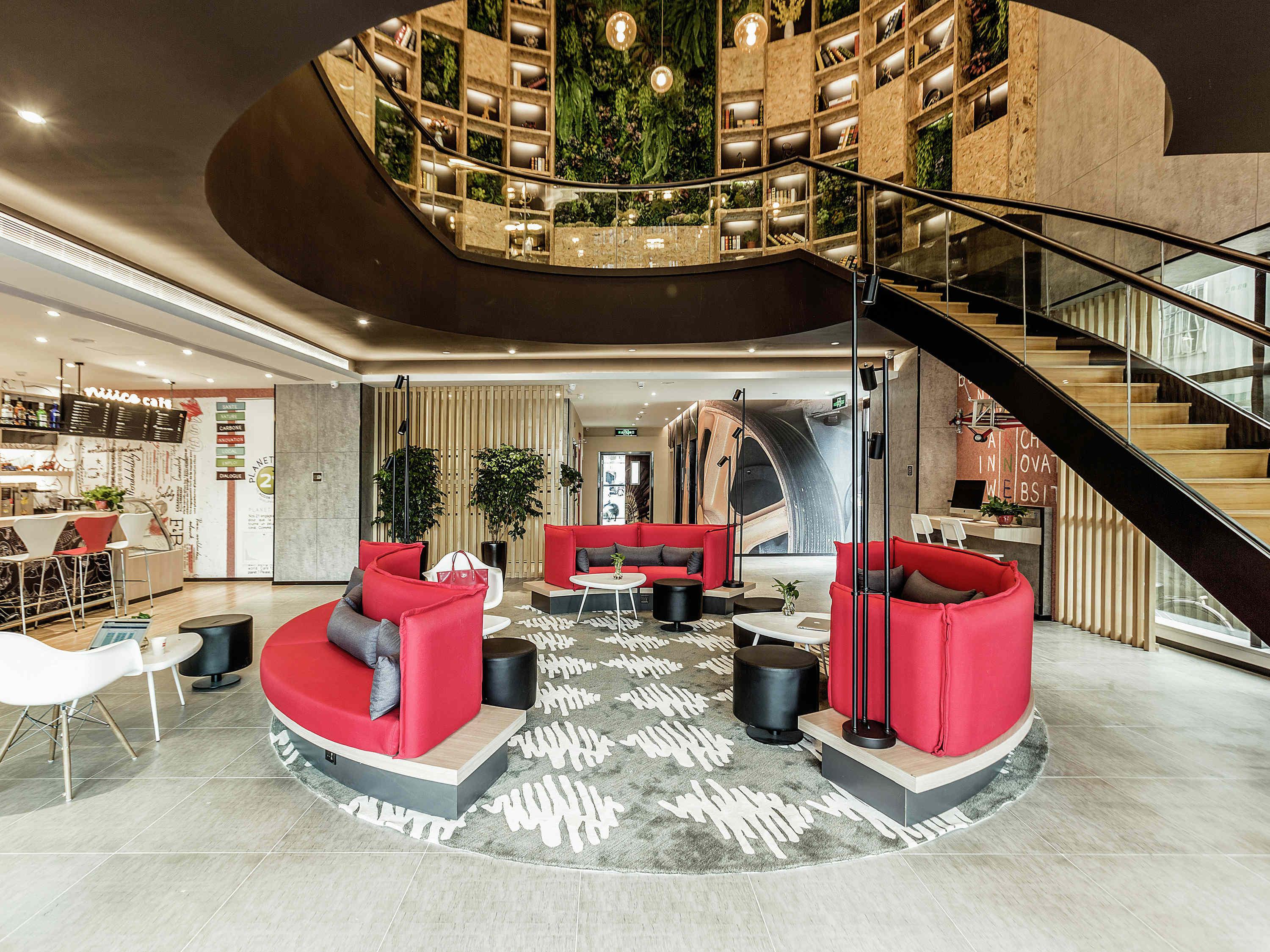 Ibis Zhengzhou Longhai Road Buitenkant foto