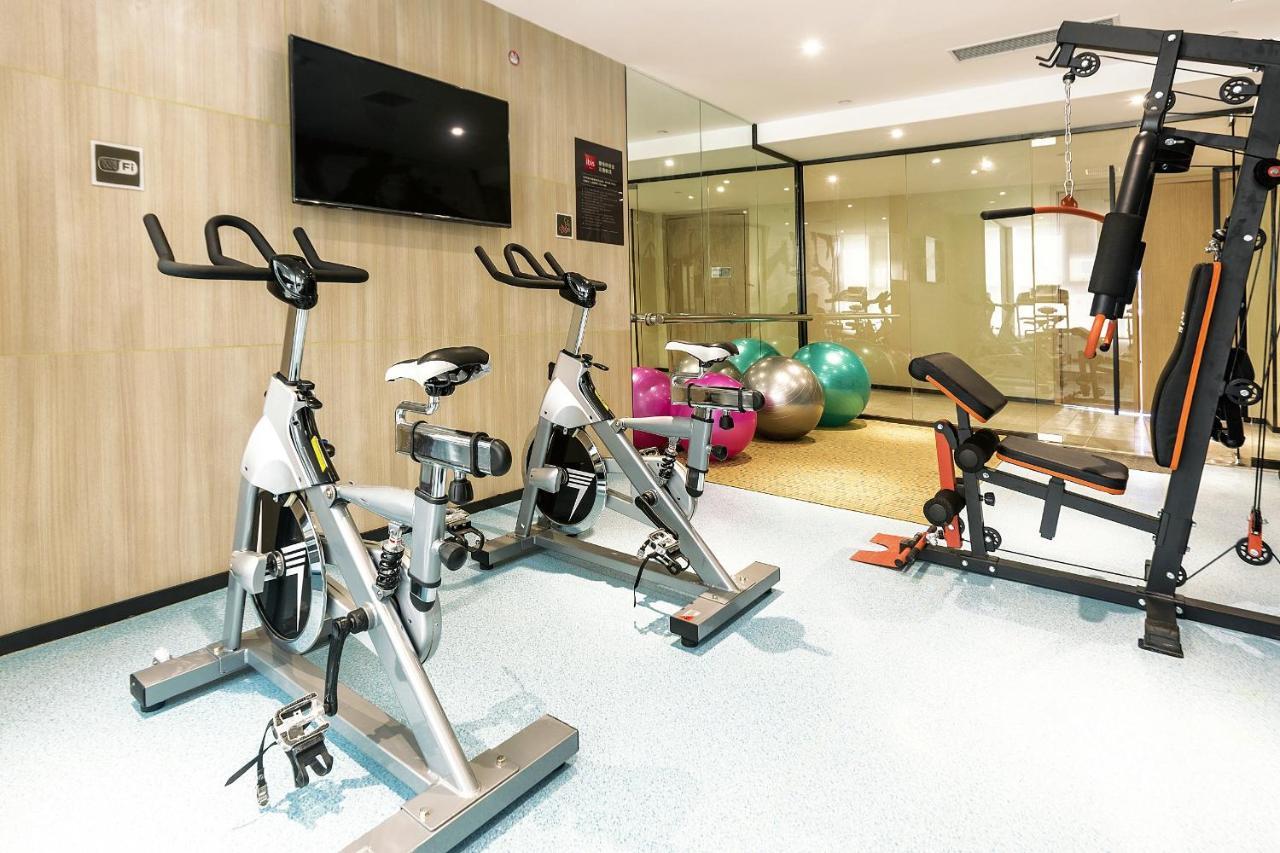 Ibis Zhengzhou Longhai Road Buitenkant foto